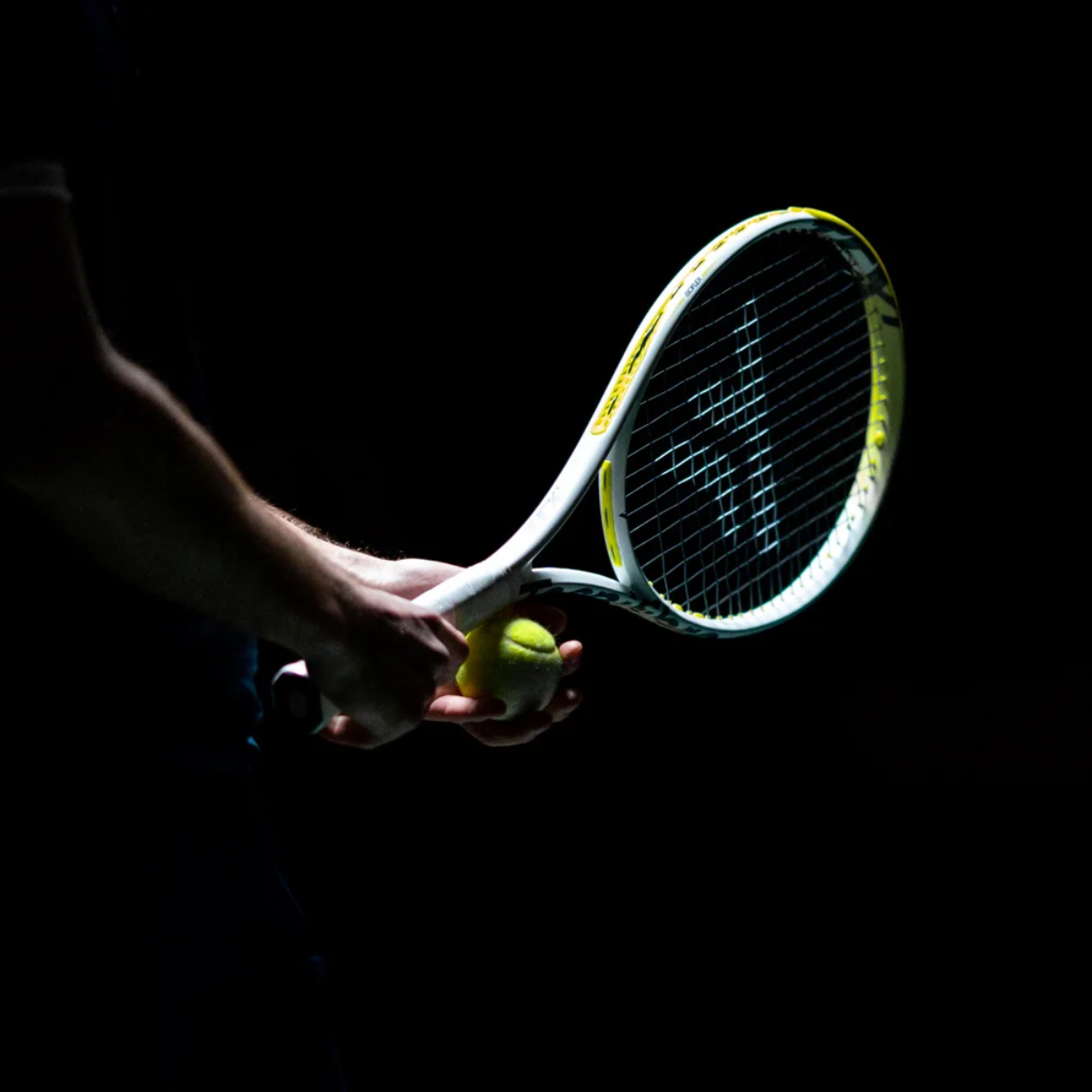 14TFX3054_Tecnifibre_TF-X1_V2_305_Tennis_Racquet