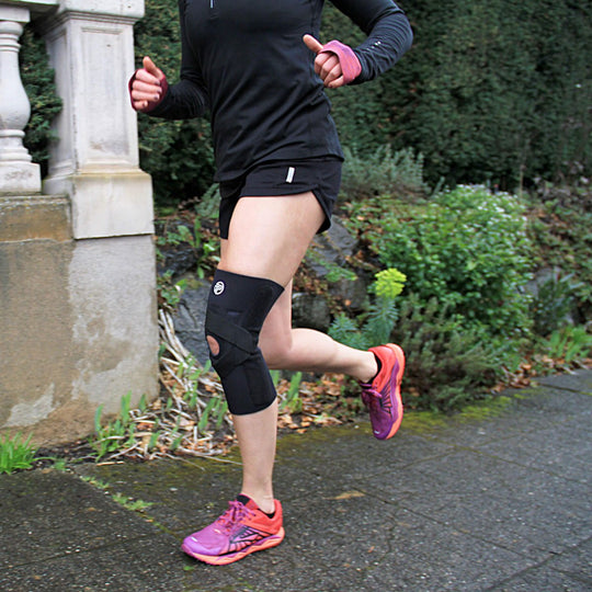 8000F ProTec JLat Lateral Subluxation Knee Support