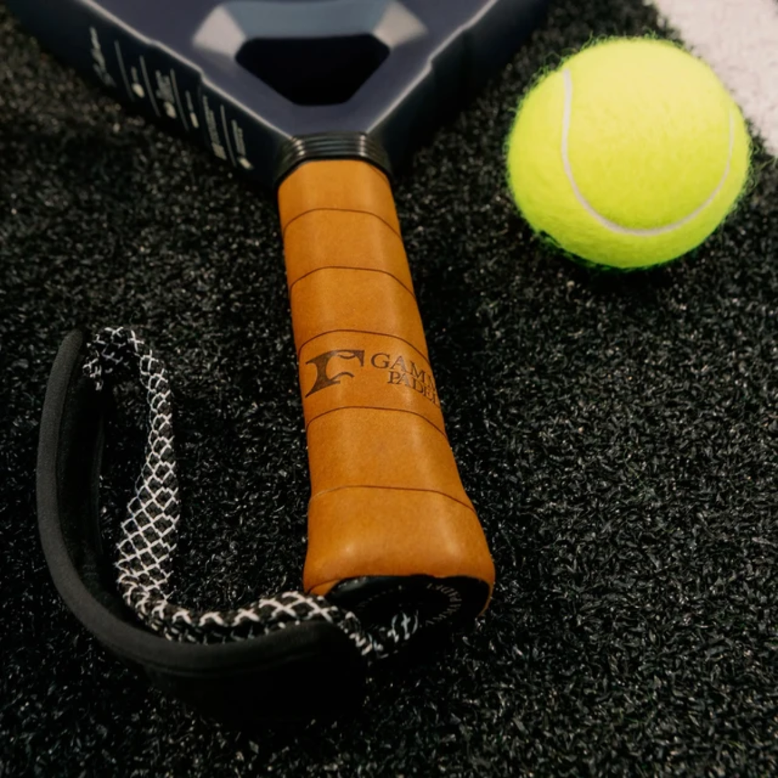 APTLG10_Gamma_Gamma_Leather_Padel_Replacement_Grip