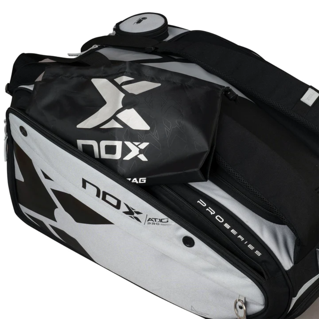 BPAT10COMXL24_NOX_AT10_Competition_XL_Compact_Padel_Bag