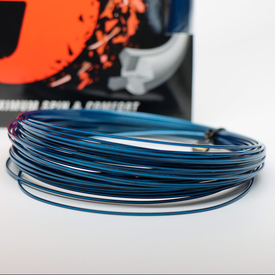 GVS-BlueBlack-17 Gamma AMP Verve Soft Blue/Black 17g Tennis String (Set)