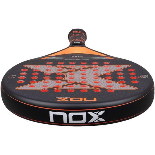 PEQUHADV26_Nox_Equation_Hard_Padel_Racket
