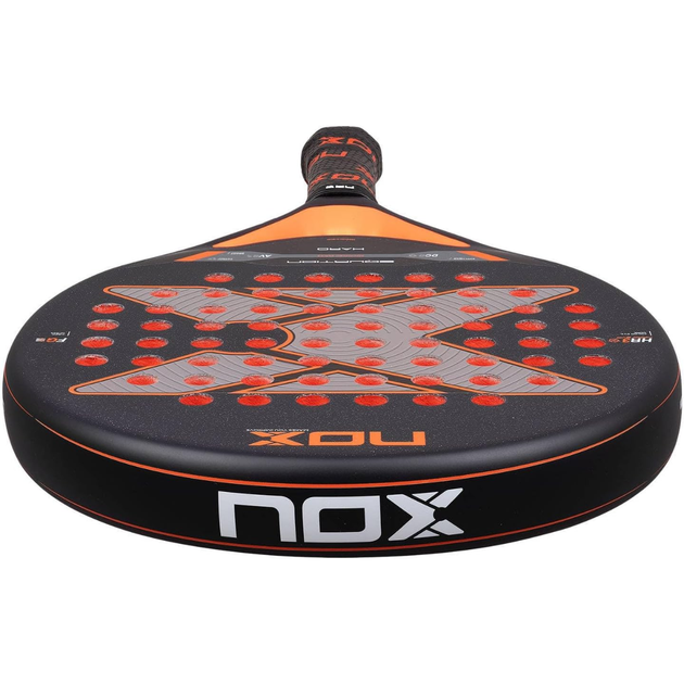PEQUHADV26_Nox_Equation_Hard_Padel_Racket