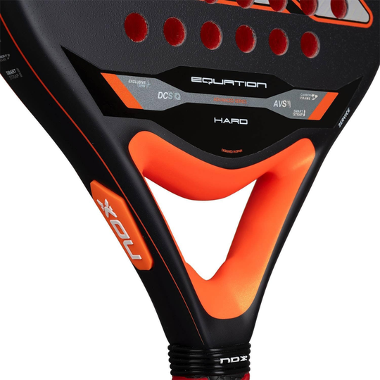 PEQUHADV26_Nox_Equation_Hard_Padel_Racket
