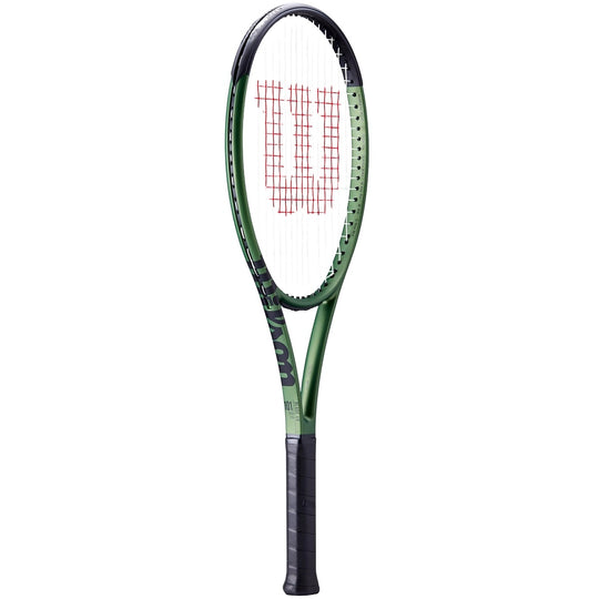 WR079711U  Wilson Blade 101L v8 Tennis Racquet