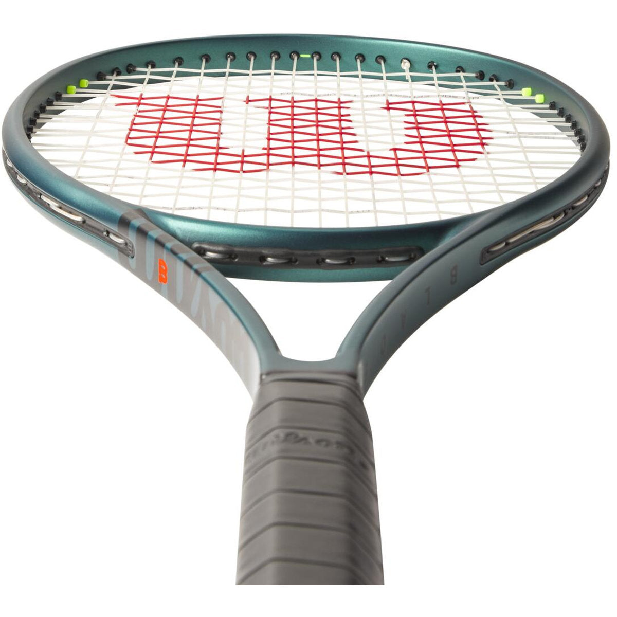 Wilson Blade 98 v9 16x19 Tennis Racquet