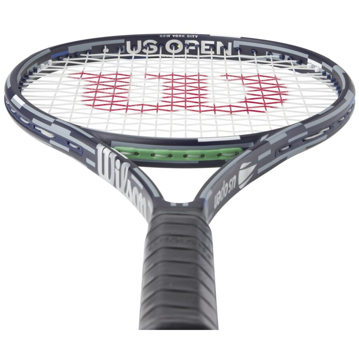 WR178211U Wilson US Open Blade 98 v9 16x19 Tennis Racquet