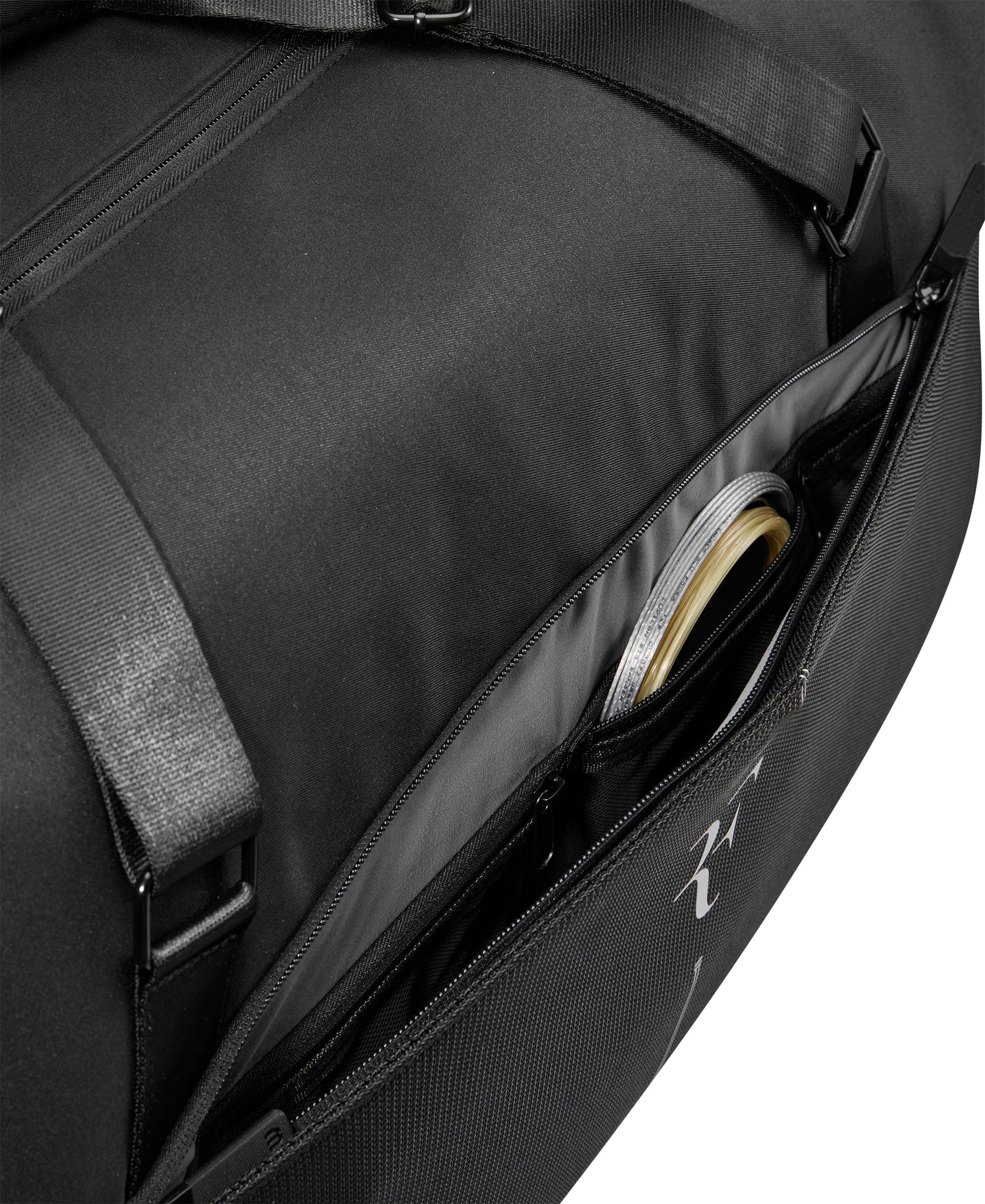 WR8034201001 Wilson RF Practice 6 Pack Tennis Racquet Bag (Black)