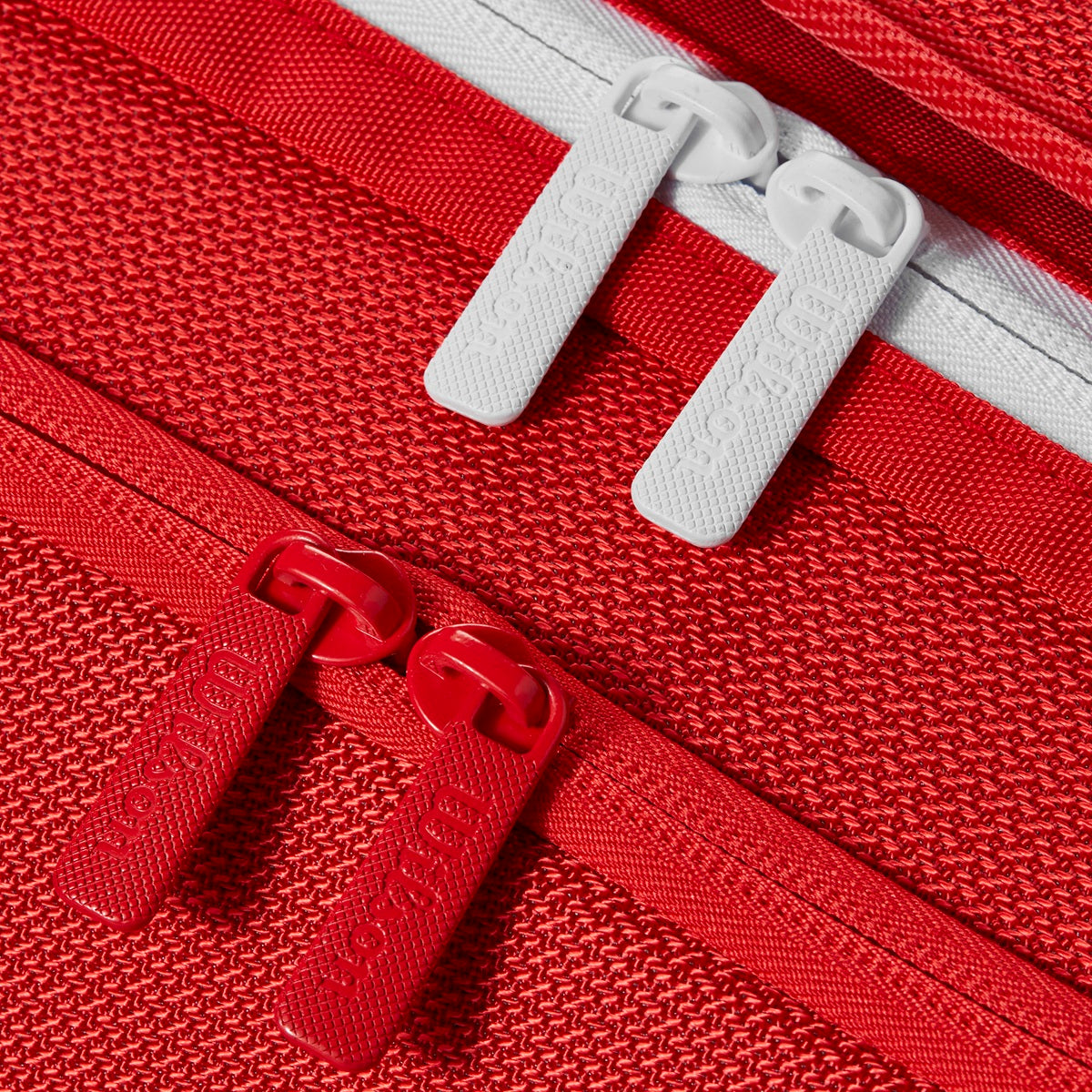 Wilson Super Tour 9 Pack Tennis Bag (Red/White)