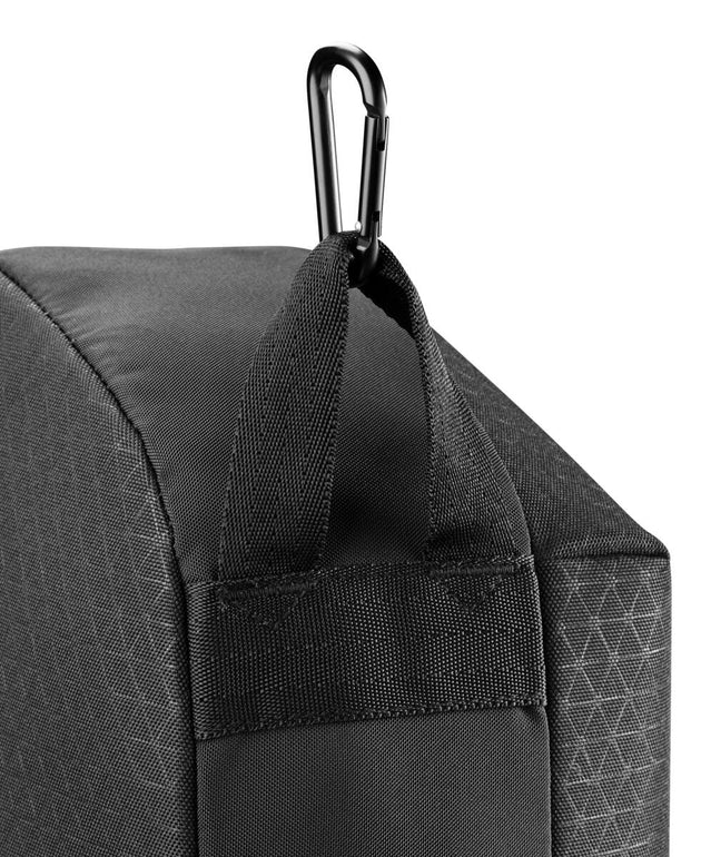 WR8038001001 Wilson Clash v3 Super Tour 3pk Tennis Racquet Bag (Black/Infrared)