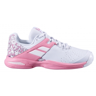 pink tennis shoe