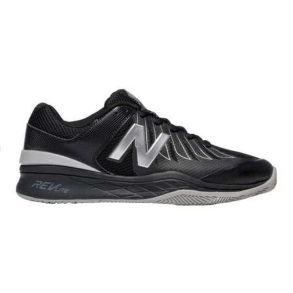 black and silver tennis shoes